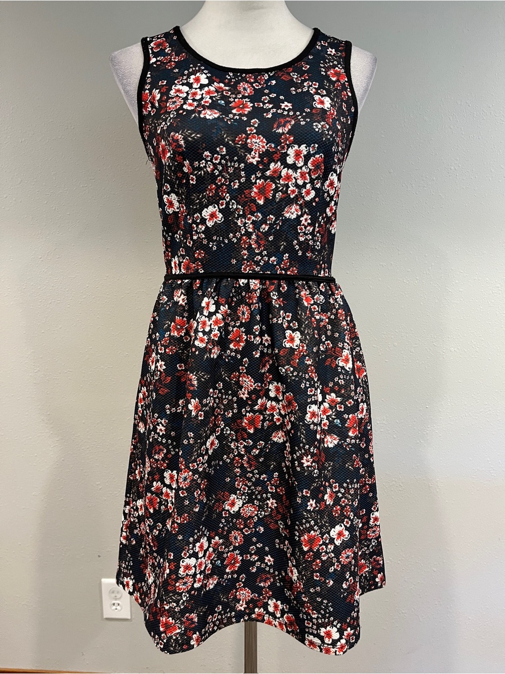 Xhilaration Floral Sleeveless Fit-and-Flare Dress size small